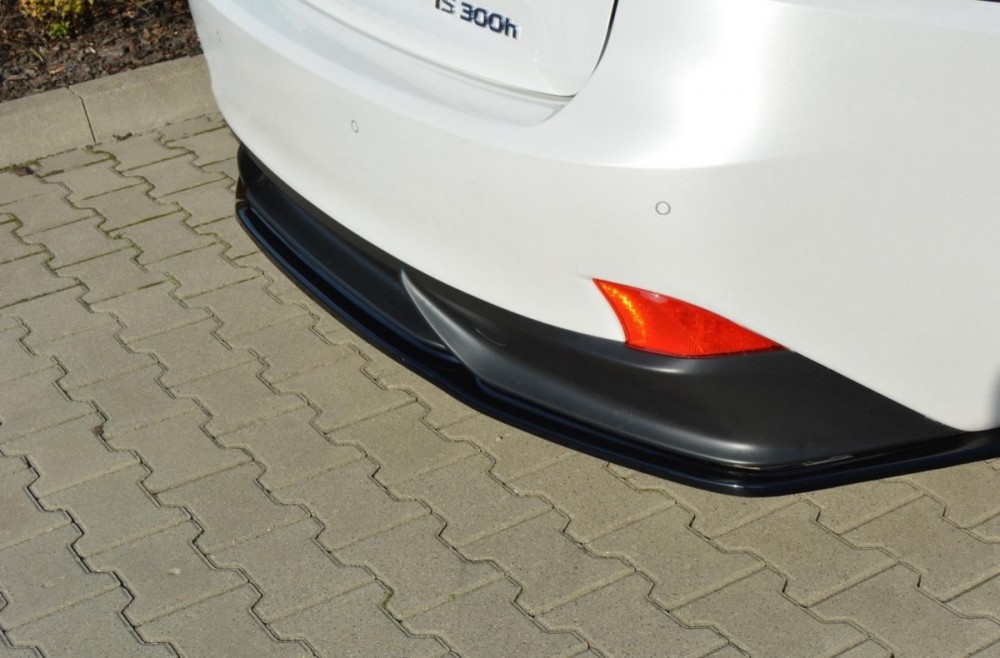 Накладка заднього бампера Lexus IS Mk3 H