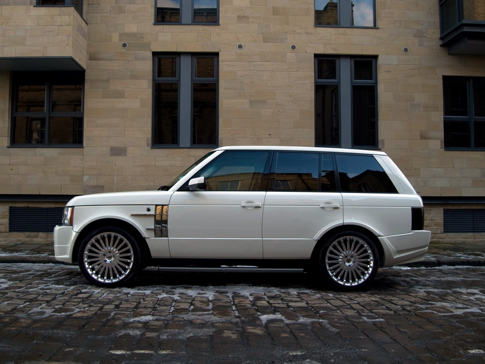 алюмінієві рейлінги на дах Range Rover Vogue L322