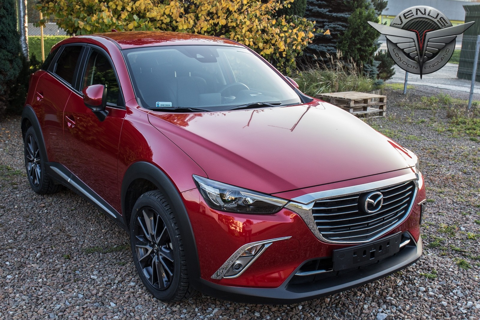 хром накладки на передні протитуманні фари MAZDA CX-3