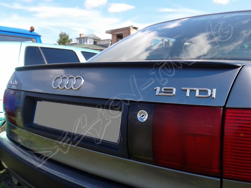 спойлер багажника Audi 80 тонкий abs